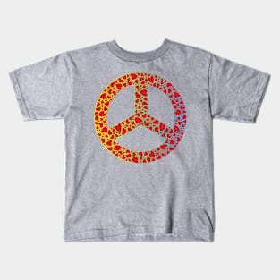 WW3 PRAYING FOR PEACE RED HEART YELLOW GREEN AND BLUE PEACE SYMBOL DESIGN Kids T-Shirt